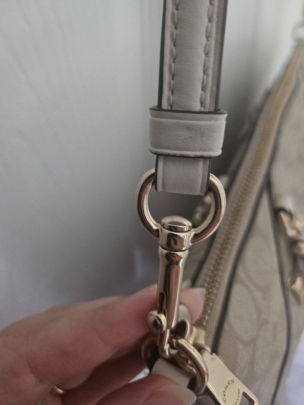 Coach Beige/Chalk Signature Tote with Gold Hardware - Picture 7 of 16